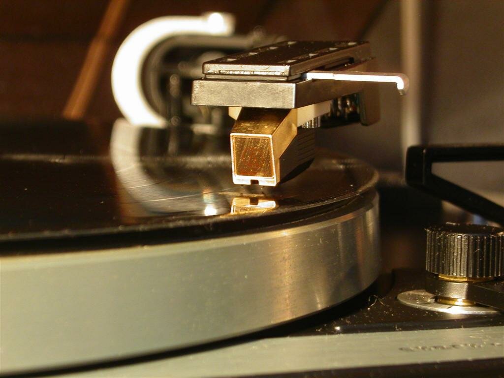 AT ML150 am Dual 701